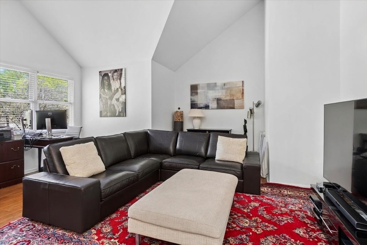 628 Windham Lane Naperville IL 60563