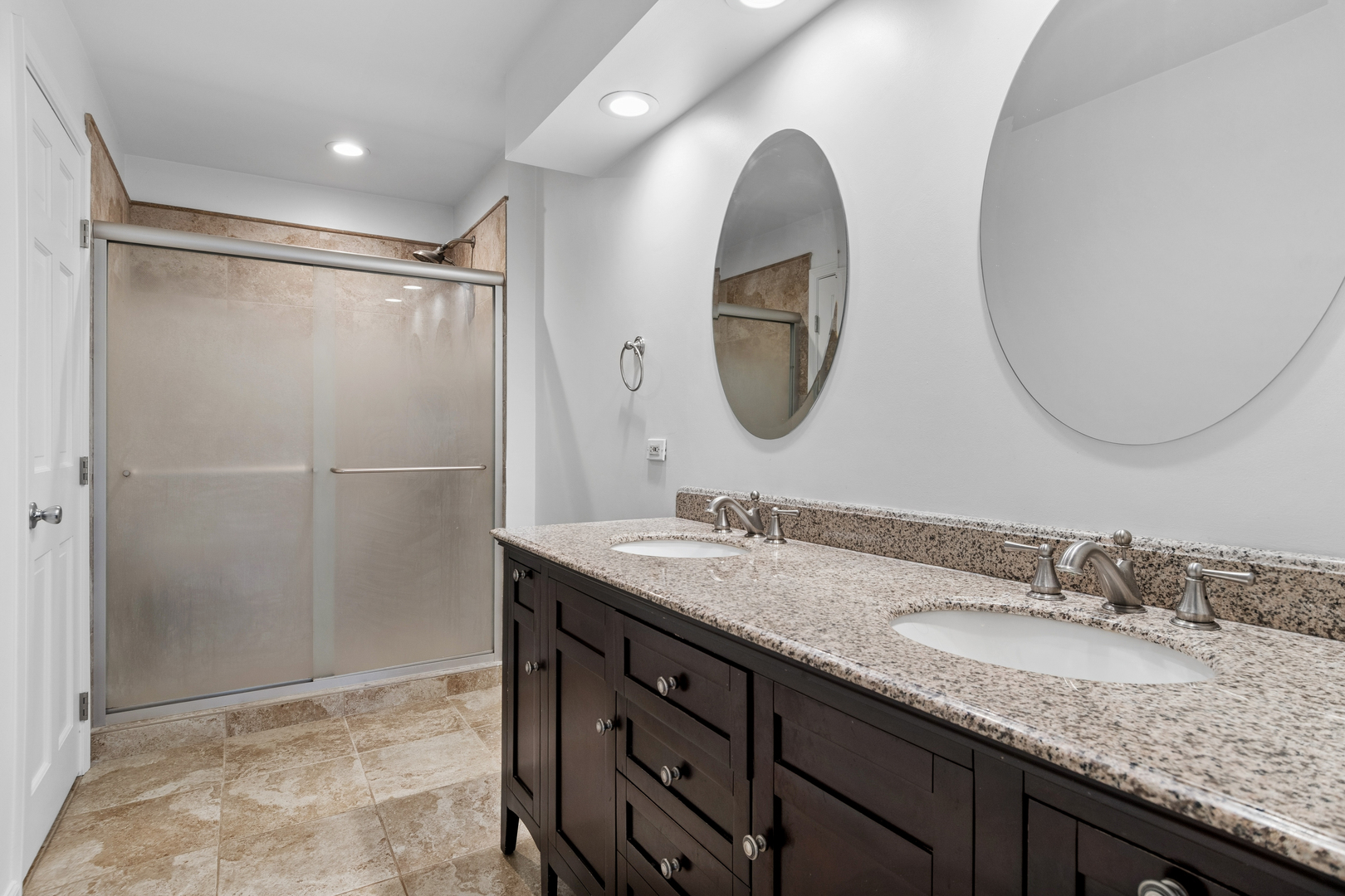 628 Windham Lane Naperville IL 60563