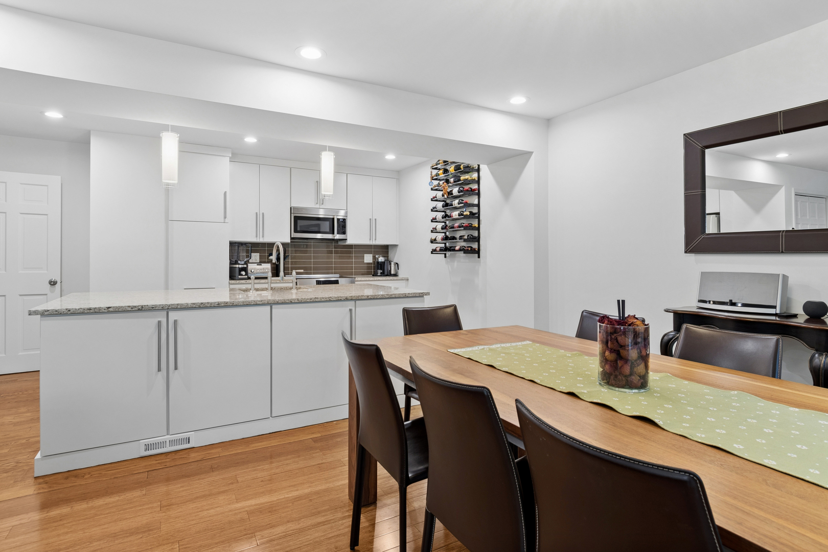 628 Windham Lane Naperville IL 60563