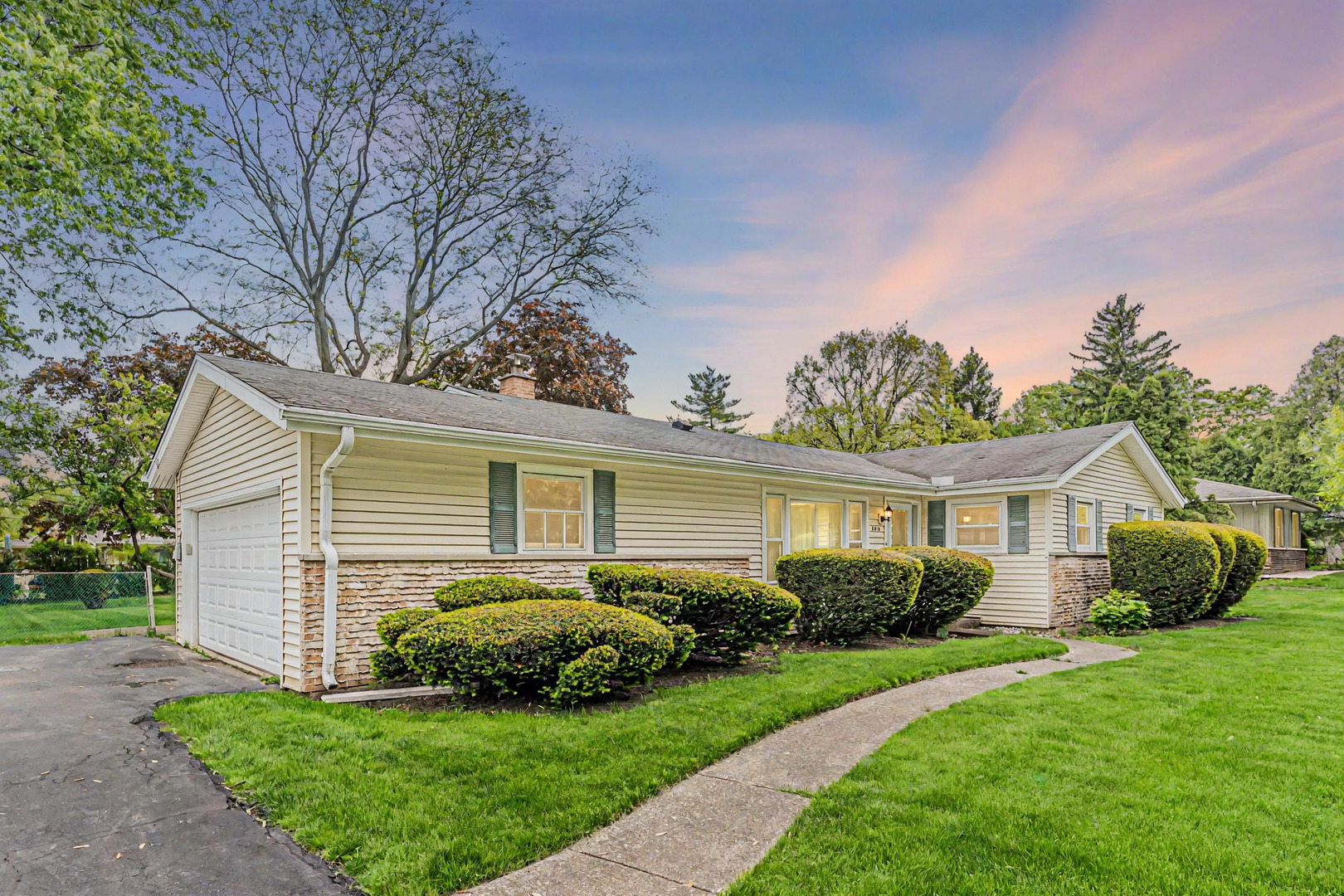 6313 Tamiami Drive Downers Grove IL 60516