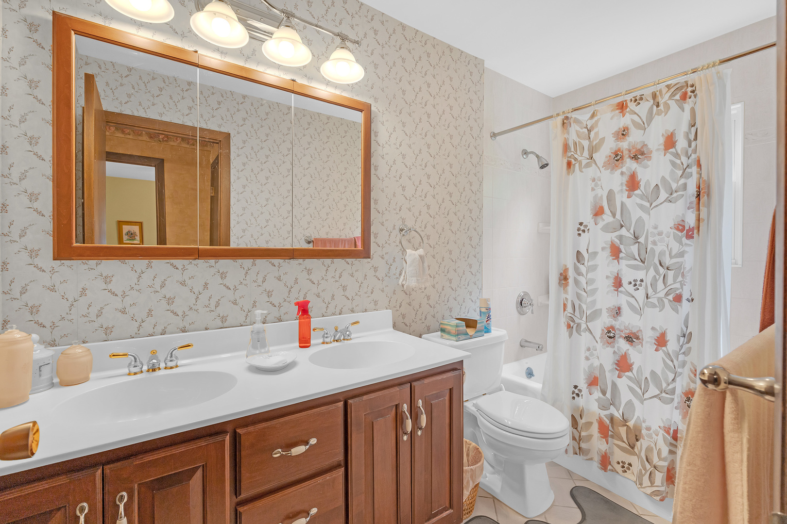 6313 Tamiami Drive Downers Grove IL 60516