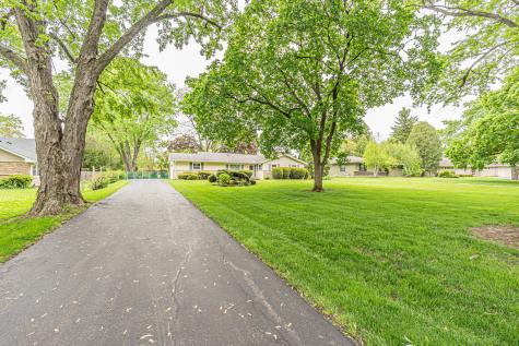 6313 Tamiami Drive Downers Grove IL 60516