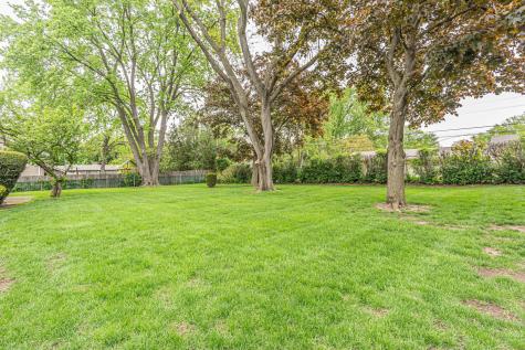 6313 Tamiami Drive Downers Grove IL 60516