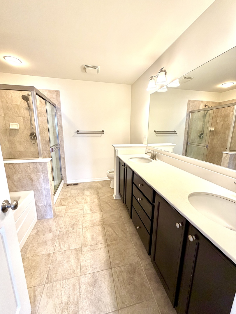 38 Neri Drive Schaumburg IL 60194