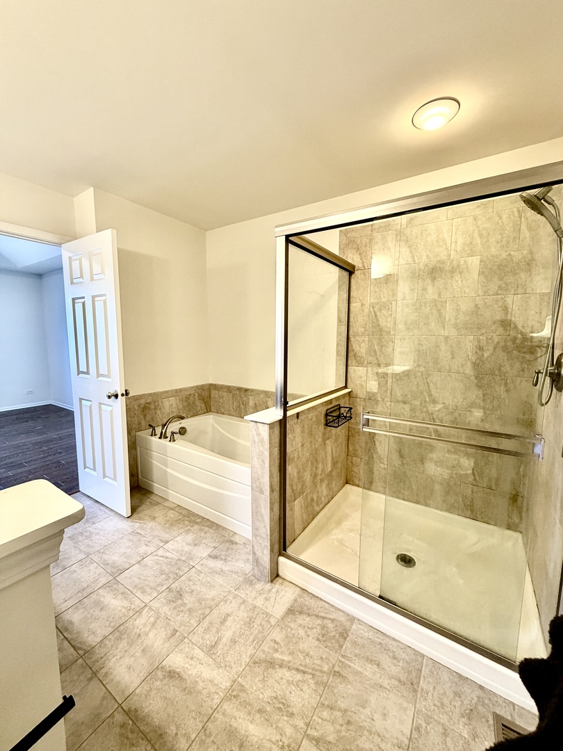 38 Neri Drive Schaumburg IL 60194