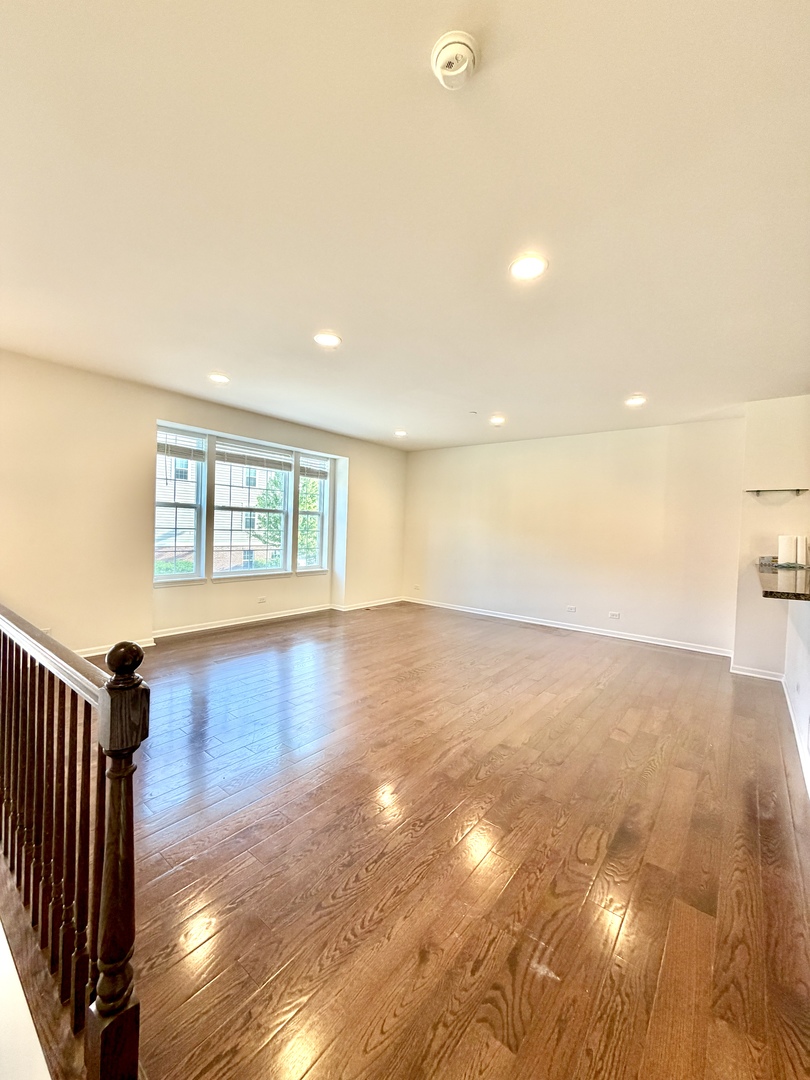 38 Neri Drive Schaumburg IL 60194