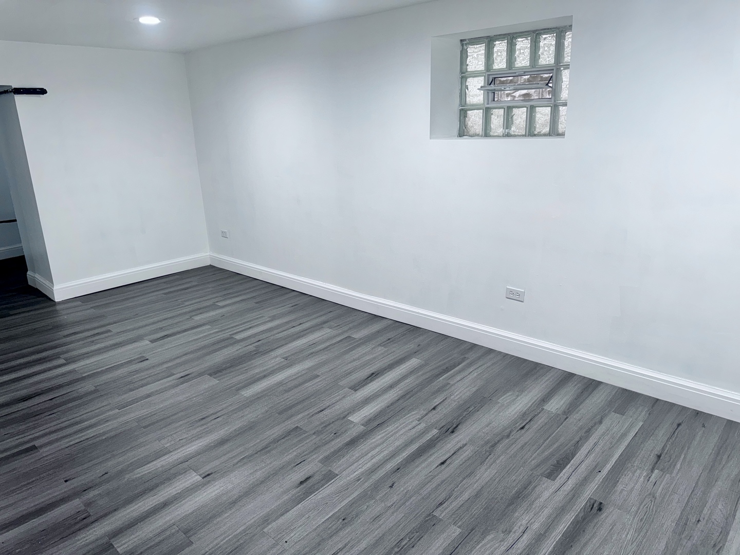 11581 South Lafayette Avenue Chicago IL 60628