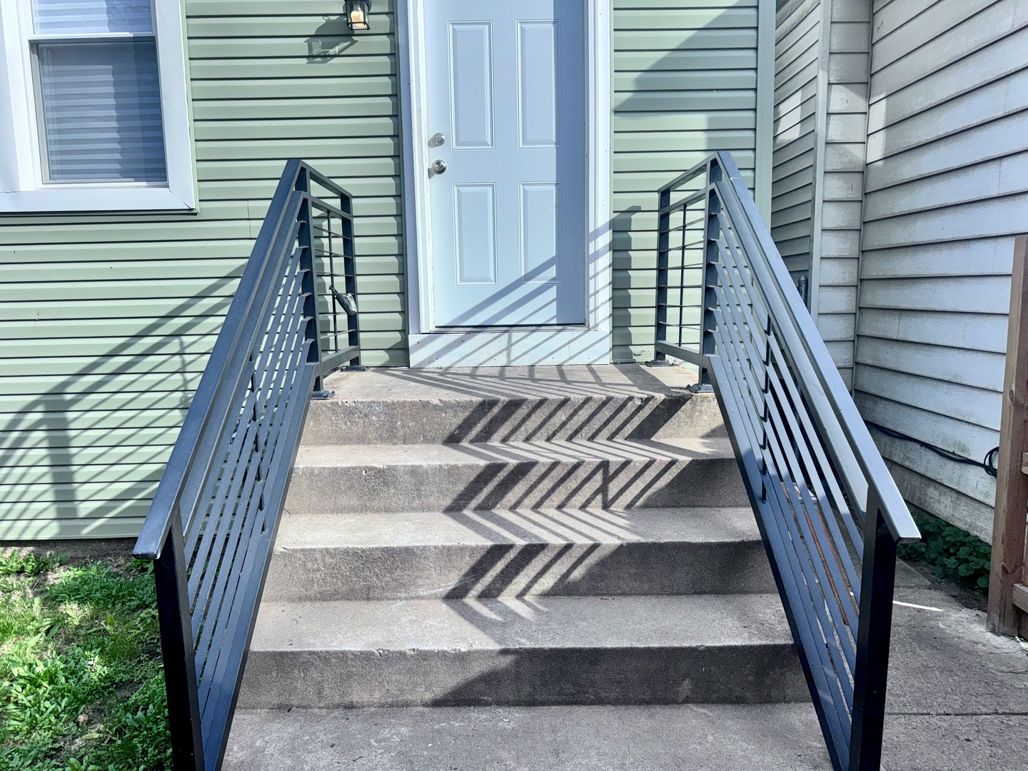 11581 South Lafayette Avenue Chicago IL 60628