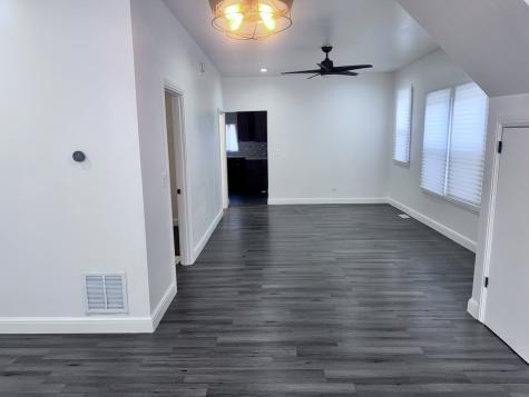 11581 South Lafayette Avenue Chicago IL 60628