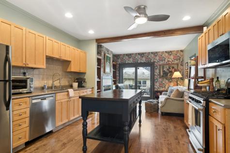 123 Raymond Avenue Barrington IL 60010