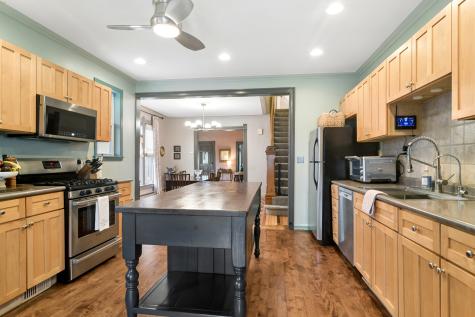 123 Raymond Avenue Barrington IL 60010