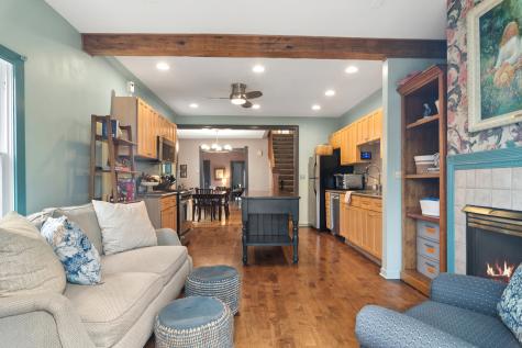 123 Raymond Avenue Barrington IL 60010