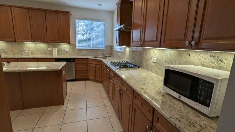 243 Colonial Drive Vernon Hills IL 60061