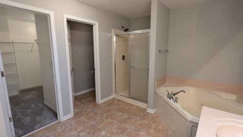 243 Colonial Drive Vernon Hills IL 60061