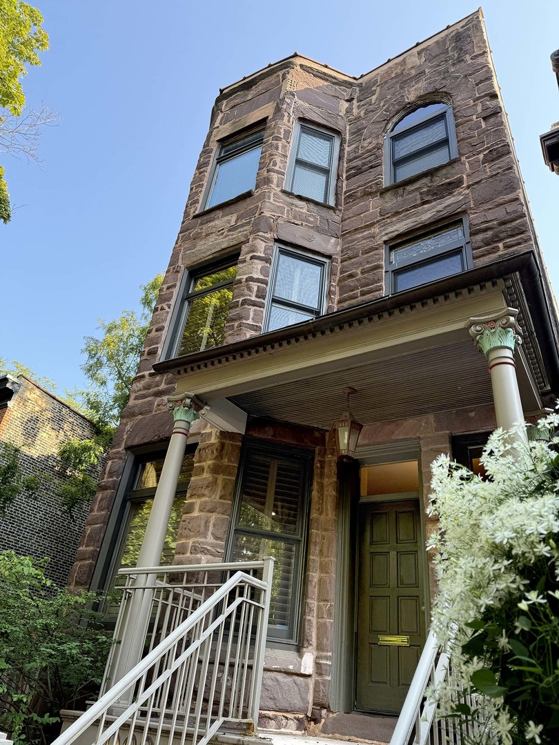 907-909 West Webster Avenue Chicago IL 60614