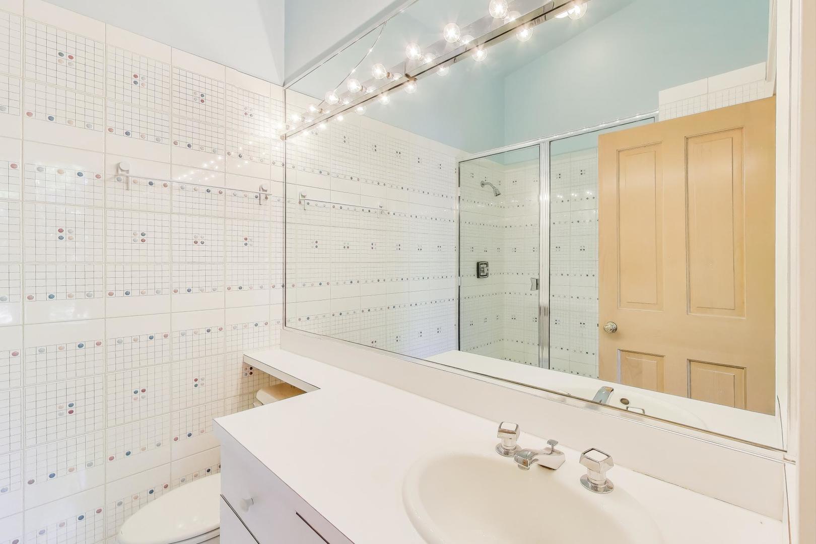 907-909 West Webster Avenue Chicago IL 60614