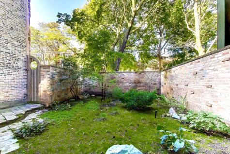 907-909 West Webster Avenue Chicago IL 60614