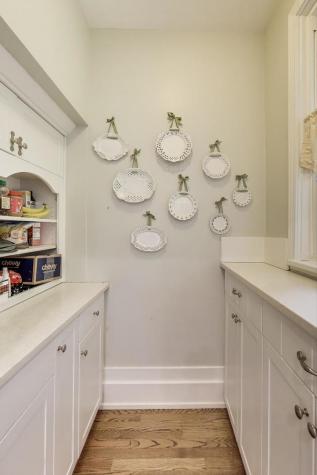 4633 West Grace Street Chicago IL 60641