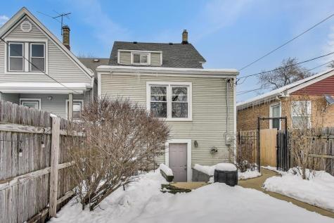 4633 West Grace Street Chicago IL 60641