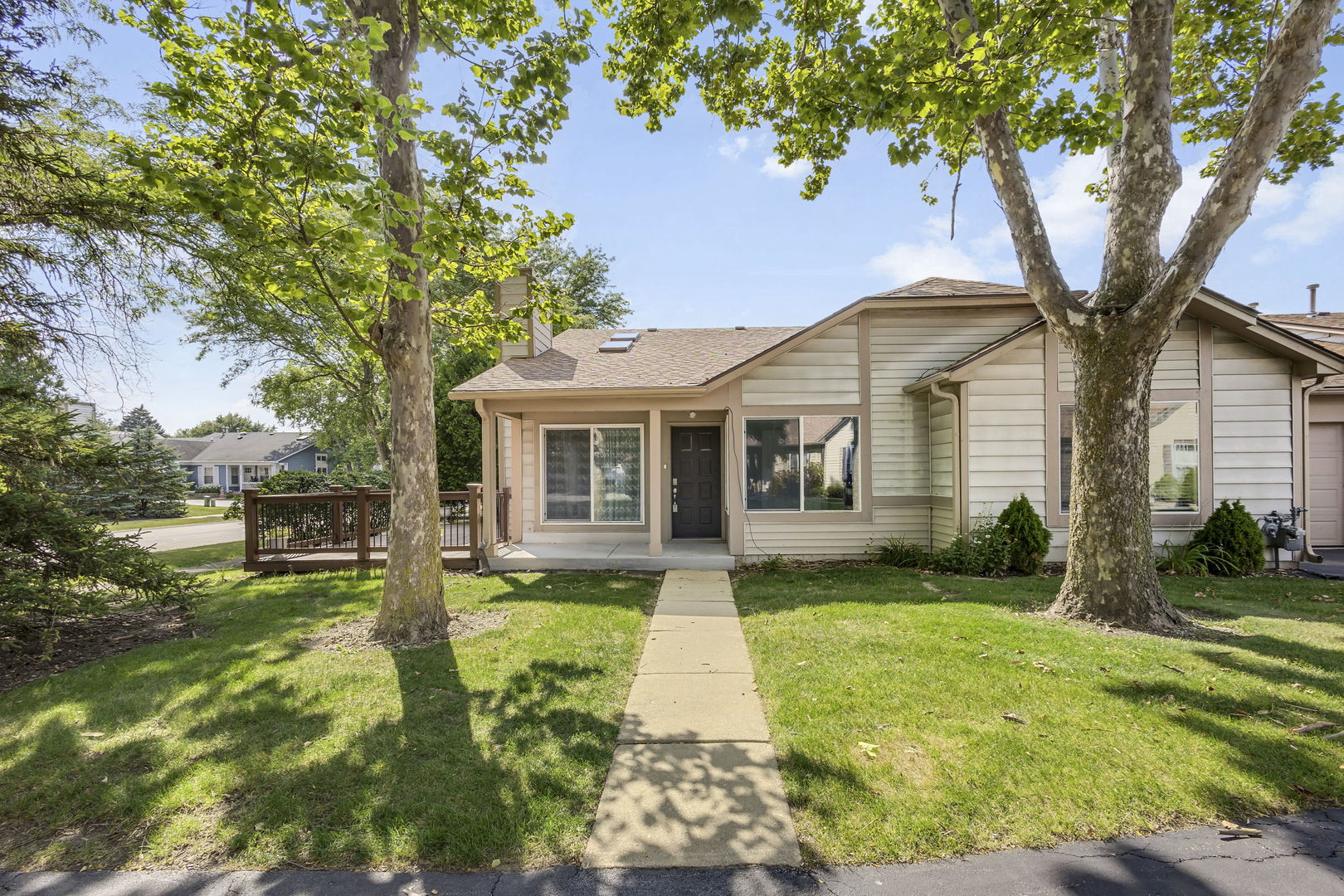 1817 Appaloosa Drive Naperville IL 60565