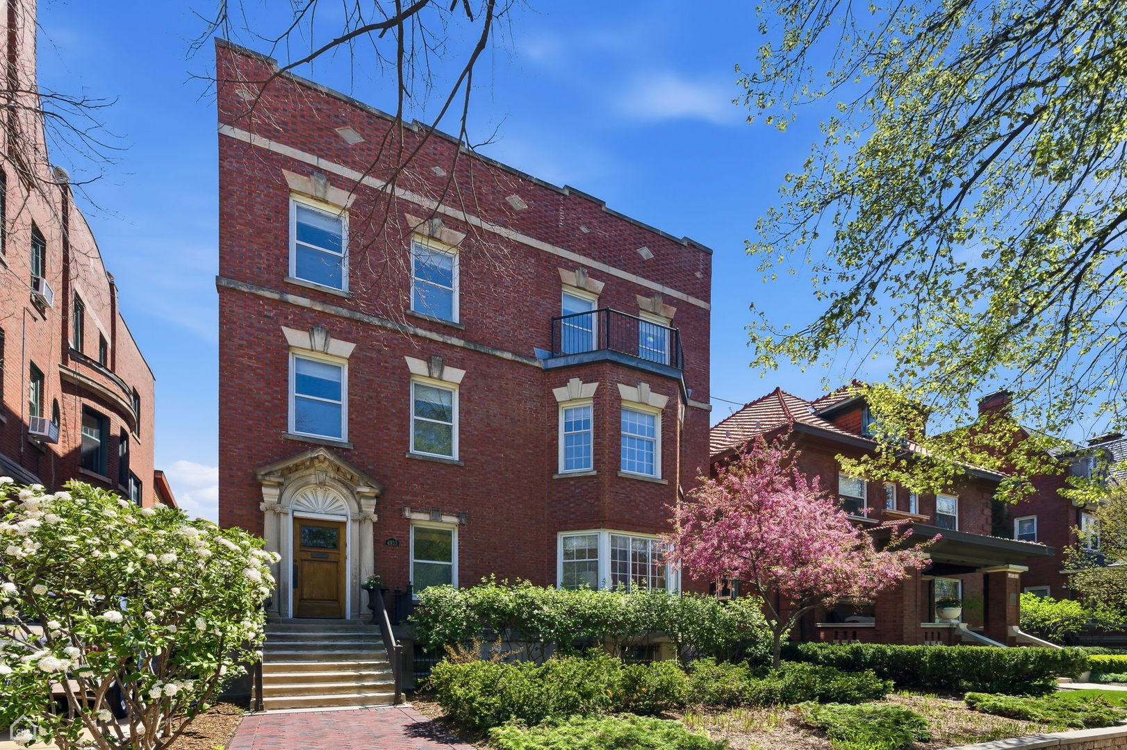 4933 South Woodlawn Avenue Chicago IL 60615
