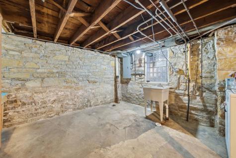 7729 South Lowe Avenue Chicago IL 60620