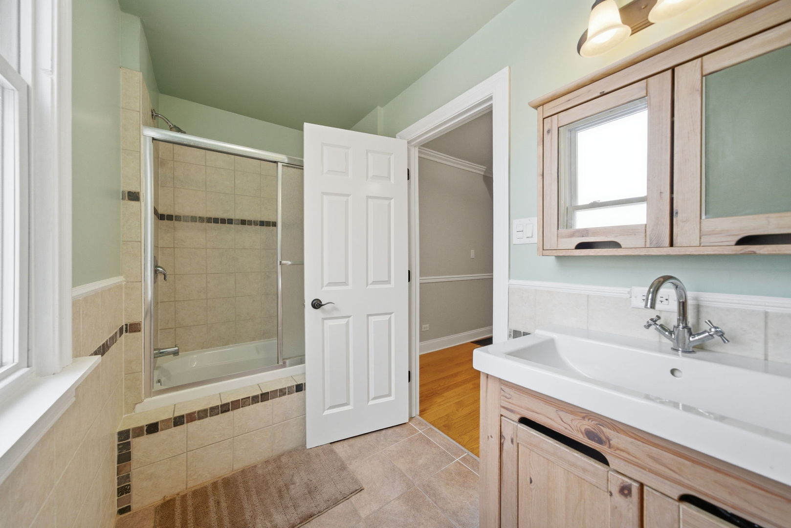 7729 South Lowe Avenue Chicago IL 60620