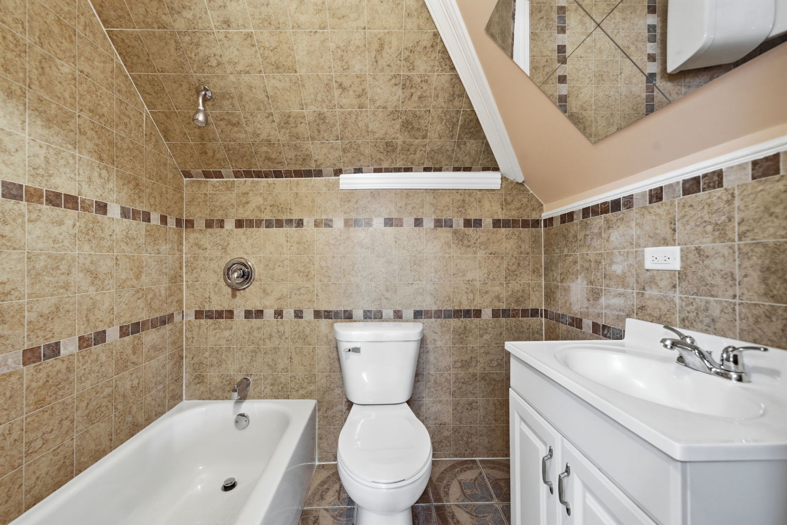 7729 South Lowe Avenue Chicago IL 60620
