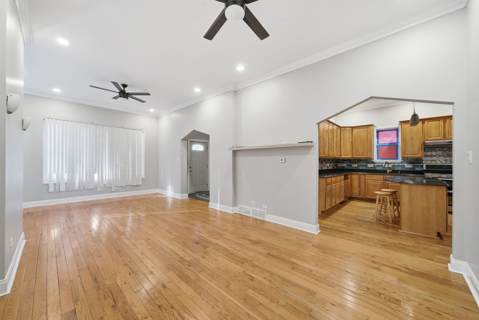 7729 South Lowe Avenue Chicago IL 60620