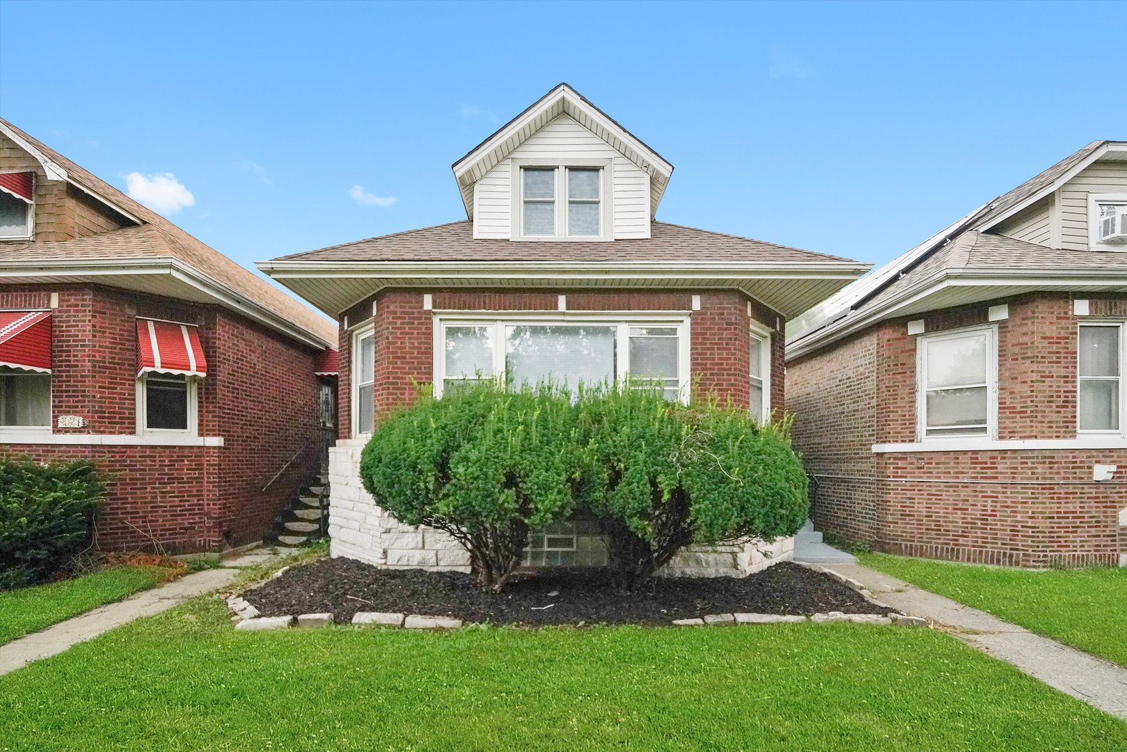 8127 South Stewart Avenue Chicago IL 60620