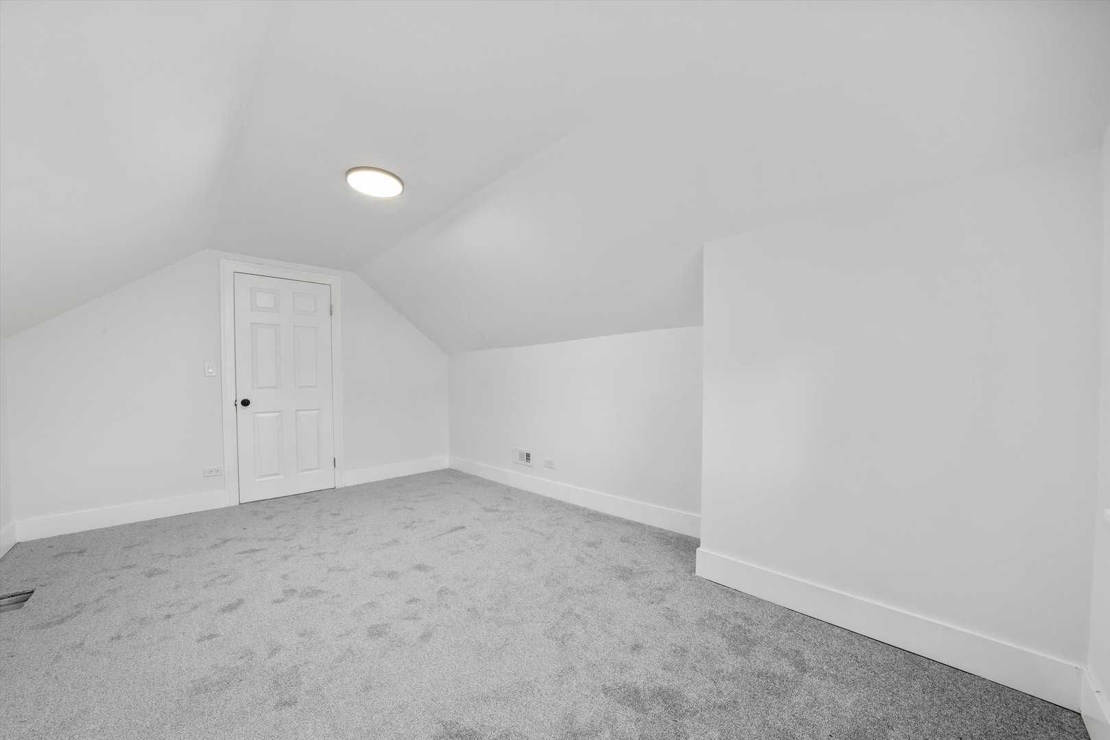 8127 South Stewart Avenue Chicago IL 60620