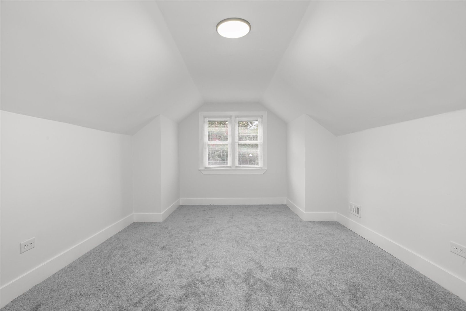 8127 South Stewart Avenue Chicago IL 60620