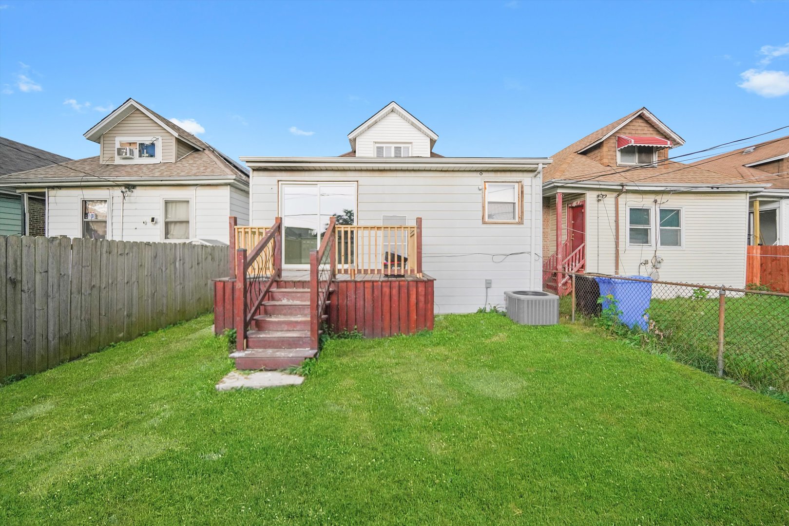 8127 South Stewart Avenue Chicago IL 60620