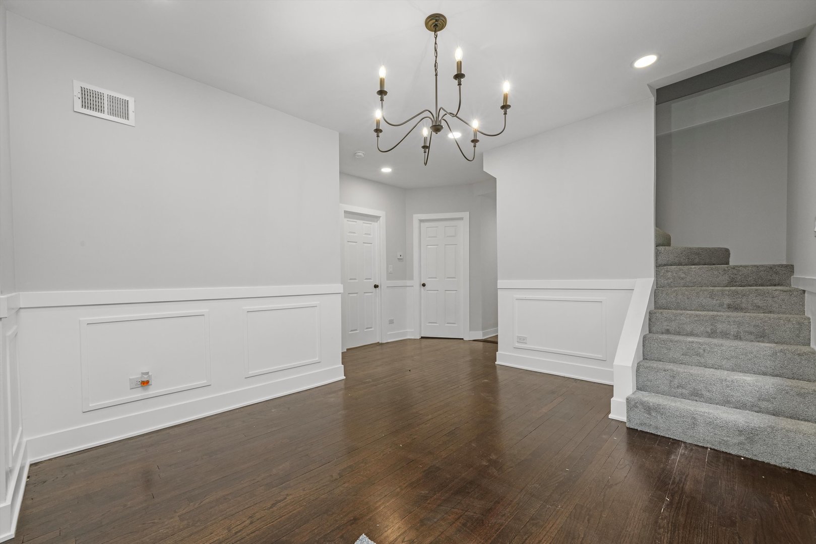 8127 South Stewart Avenue Chicago IL 60620