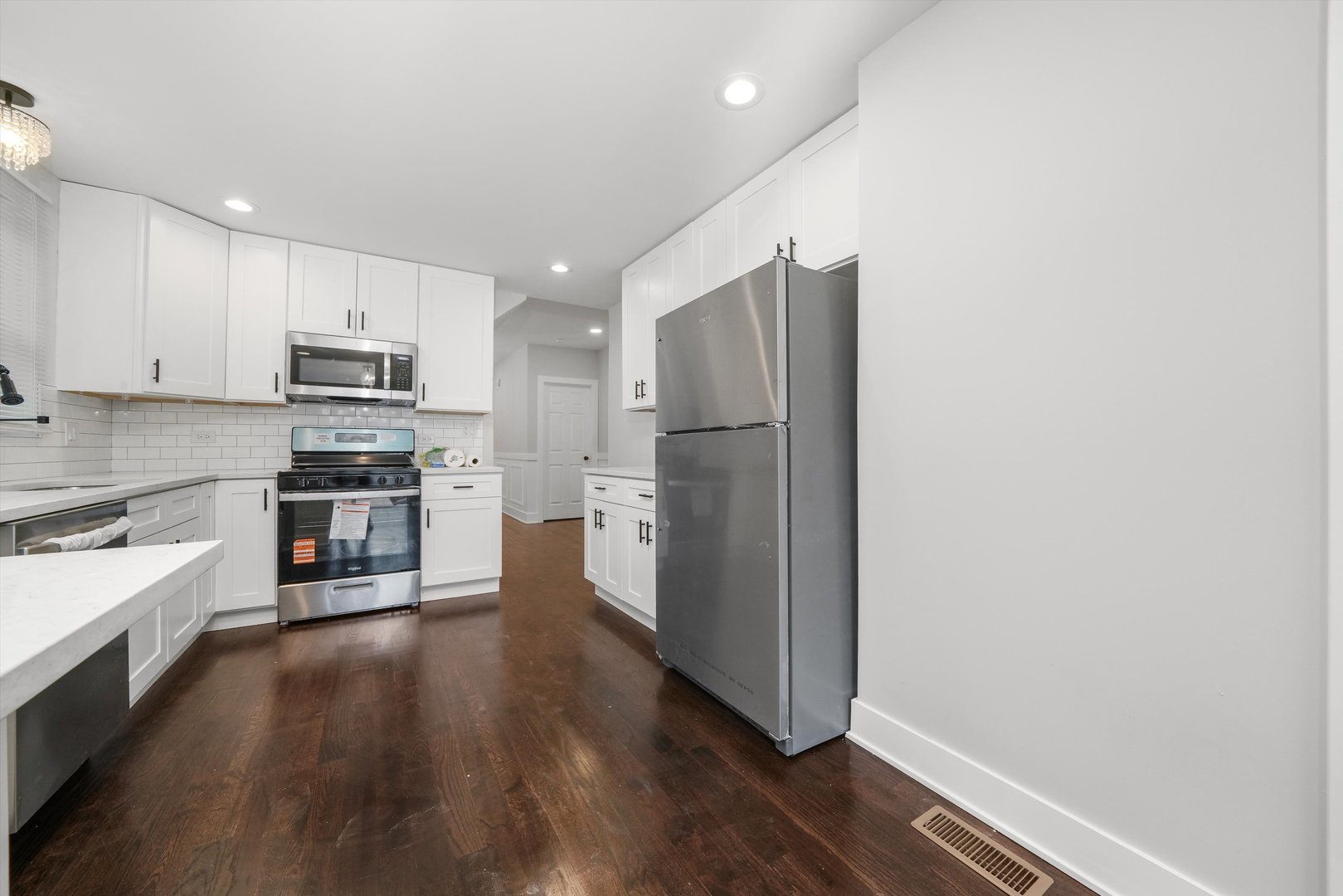 8127 South Stewart Avenue Chicago IL 60620