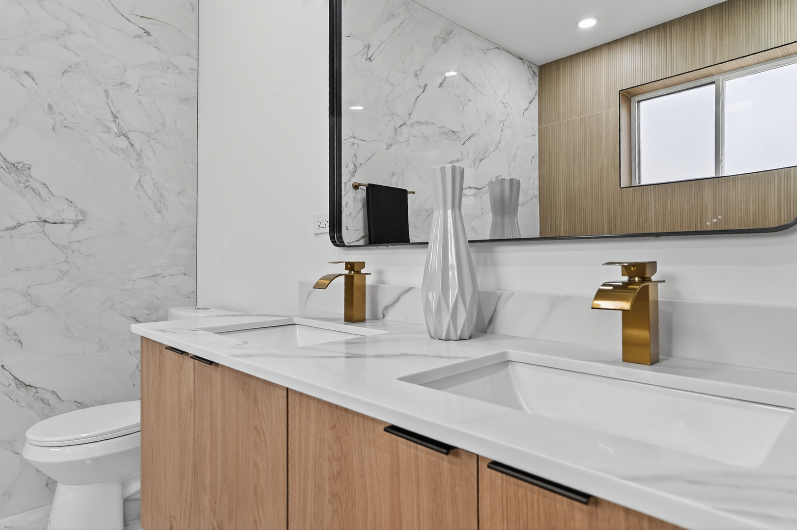 5141 South Wabash Avenue Chicago IL 60615