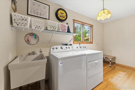 39W795 Reindeer Trail St. Charles IL 60175