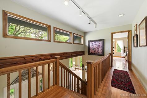 39W795 Reindeer Trail St. Charles IL 60175