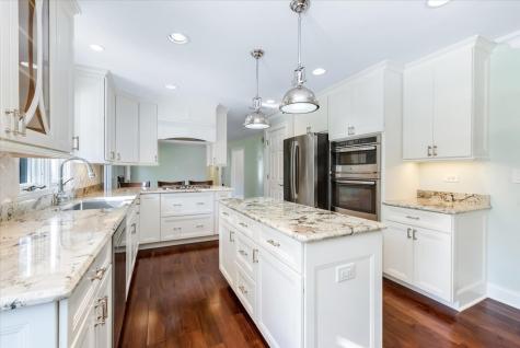 71 Flint Drive Barrington IL 60010