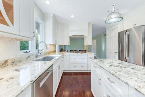 71 Flint Drive Barrington IL 60010