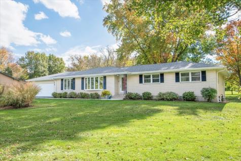 71 Flint Drive Barrington IL 60010