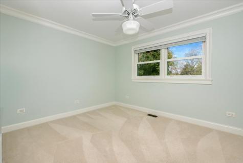 71 Flint Drive Barrington IL 60010