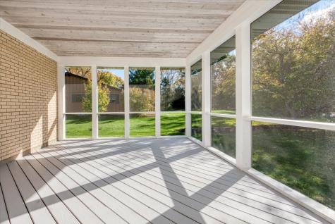 71 Flint Drive Barrington IL 60010