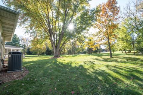 71 Flint Drive Barrington IL 60010