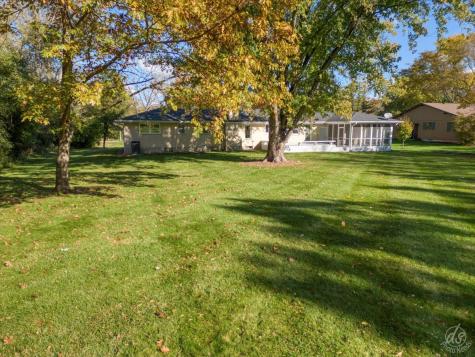 71 Flint Drive Barrington IL 60010