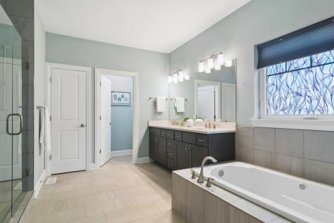 1465 Somerset Place Barrington IL 60010