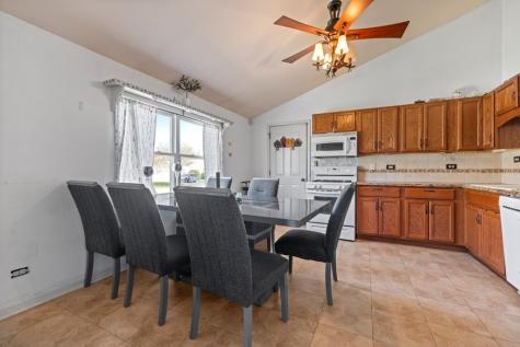701 Woodbine Lane Marengo IL 60152