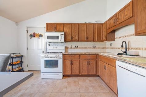 701 Woodbine Lane Marengo IL 60152