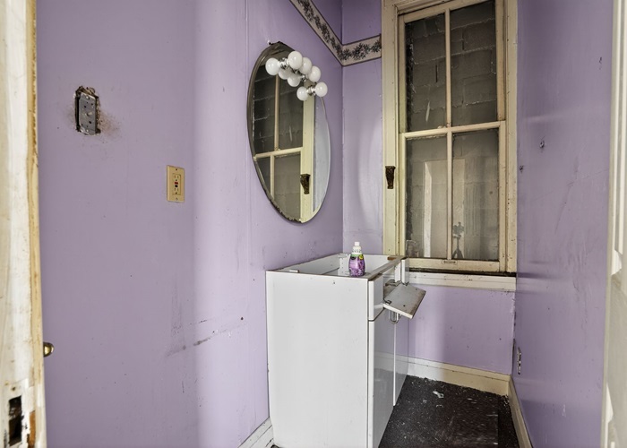 1114 West 51st Street Chicago IL 60609