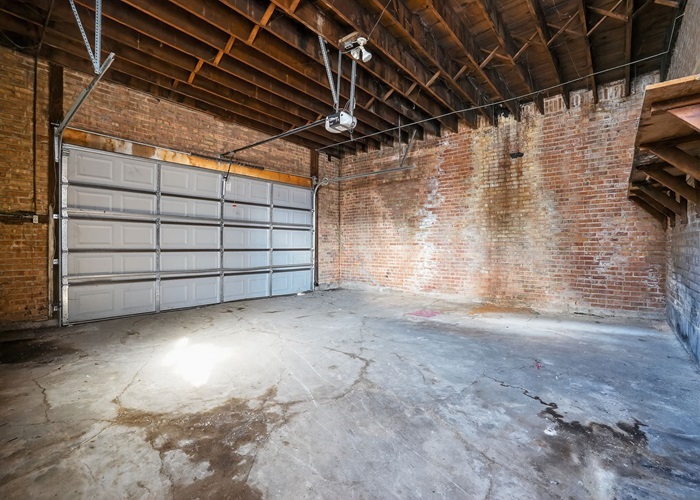 1114 West 51st Street Chicago IL 60609